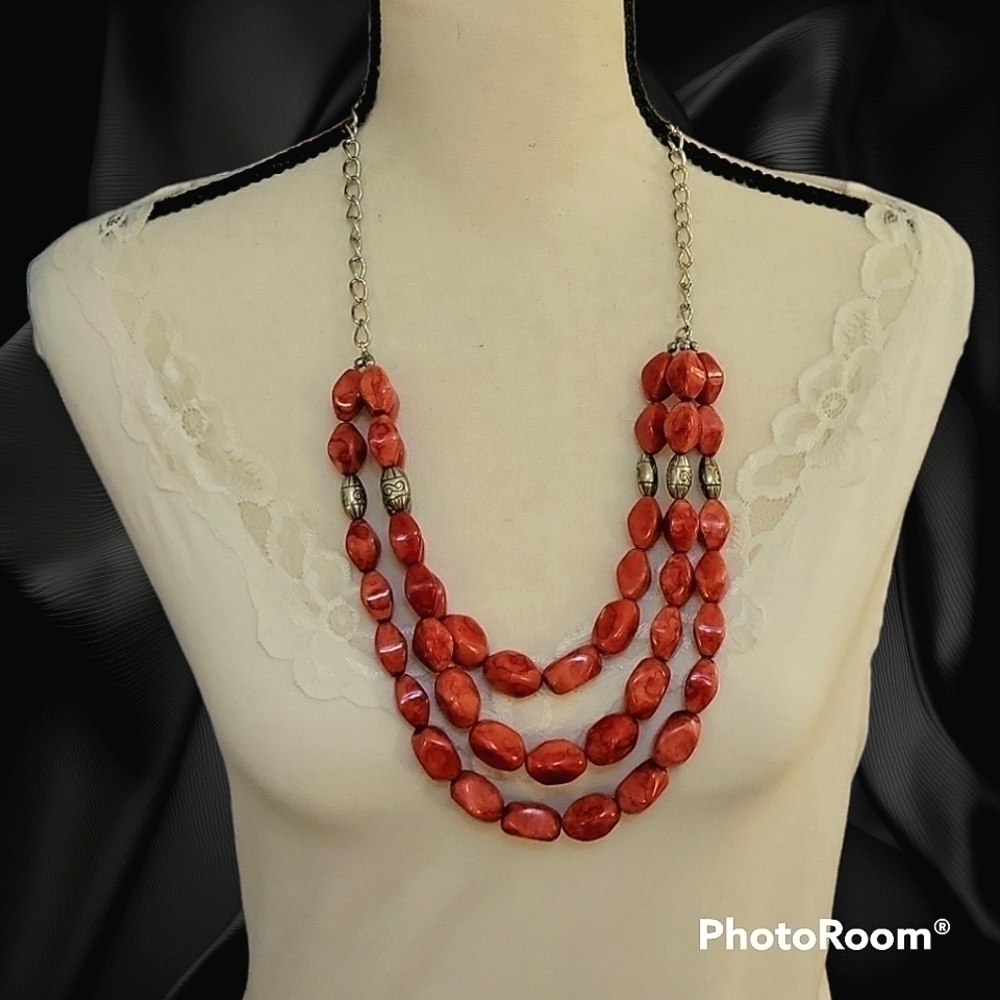 VTG Marbled Coral Acrylic Beaded Layered Chain Necklace